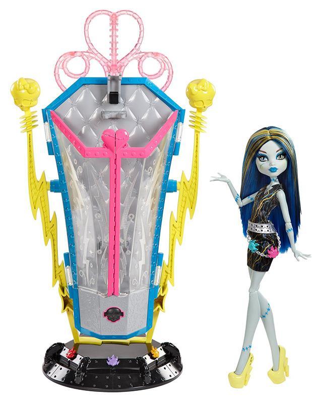 2015 Monster Playset